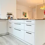 Lee Im Konsulweg 21 *